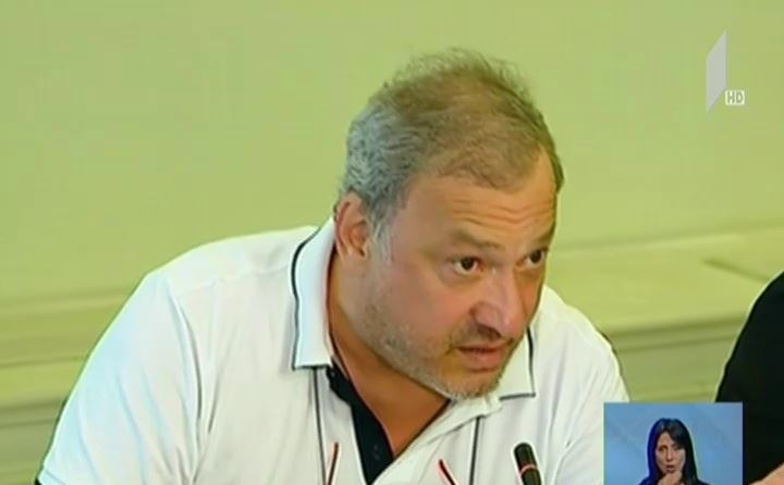 დაპირისპირება კომიტეტის სხდომაზე