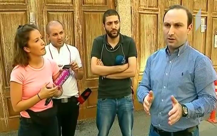 თითქმის რვა საათის განმავლობაში მიმდინარეობდა "ხორავას ქუჩის საქმეზე" არასრულწლოვნების გამოკითხვა