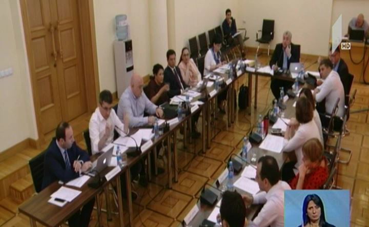 არასრულწლოვნების საქმეზე საპარლამენტო კომისია ზვიად კუპრავას გამოკითხავს