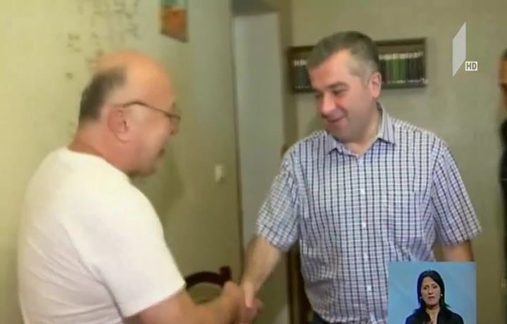 დავით ბაქრაძე ვეტერანებს შეხვდა