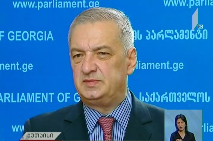 დატოვებენ თუ არა "ქართულ ოცნებას" დეპუტატები, რომელებიც უკმაყოფილებას გამოთქვამენ დავით ჭიჭინაძის გარიცხვის გამო