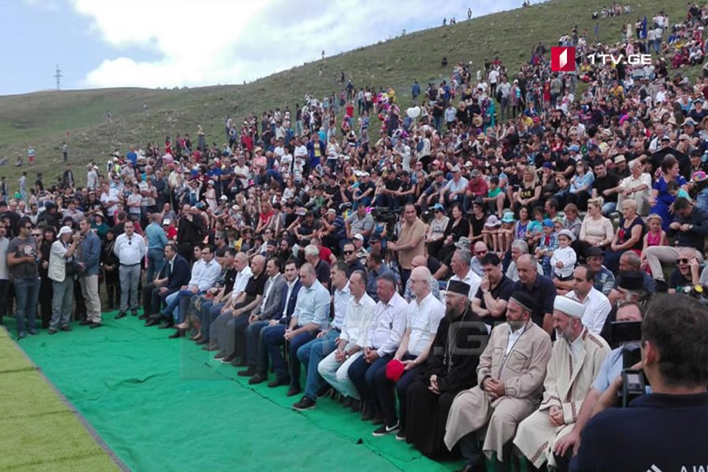 გვაქვს გეგმა, მთიანი აჭარა ვაქციოთ ოთხსეზონიან ტურისტულ ობიექტად, - მამუკა ბახტაძემ მაღალმთიანი აჭარის მოსახლეობას შუამთობის დღესასწაული მიულოცა