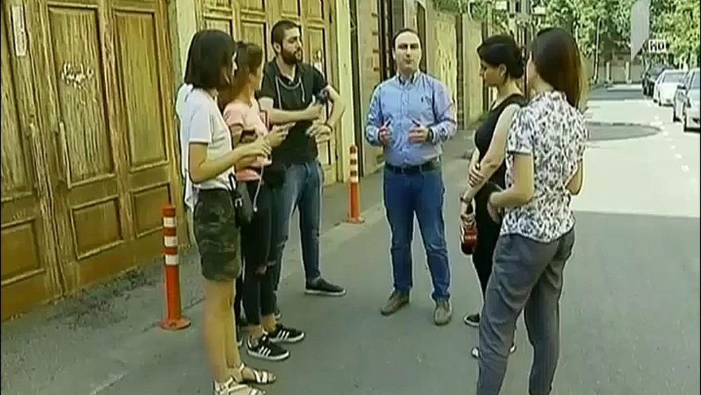 არასრულწლოვნების გამოკითხვა