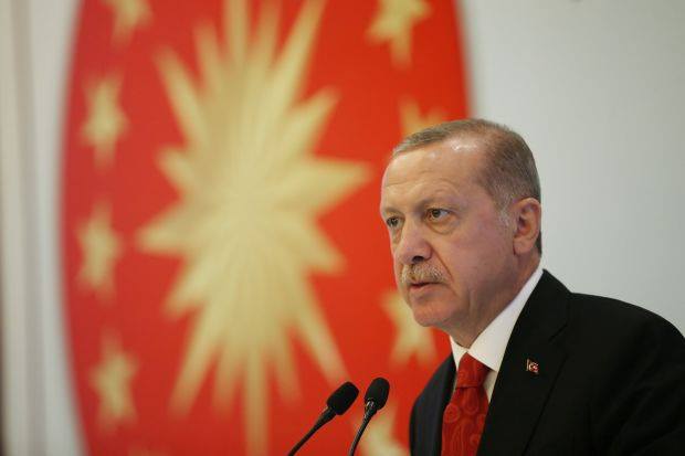 ერდოღანი აცხადებს, რომ აშშ-ის სანქციების მიუხედავად, თურქეთი დანებებას არ აპირებს