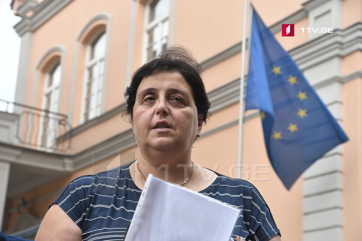ელისო კილაძემ ოპოზიციურ პოლიტიკურ პარტიებს პარლამენტთან აქციაზე მისვლისკენ მოუწოდა