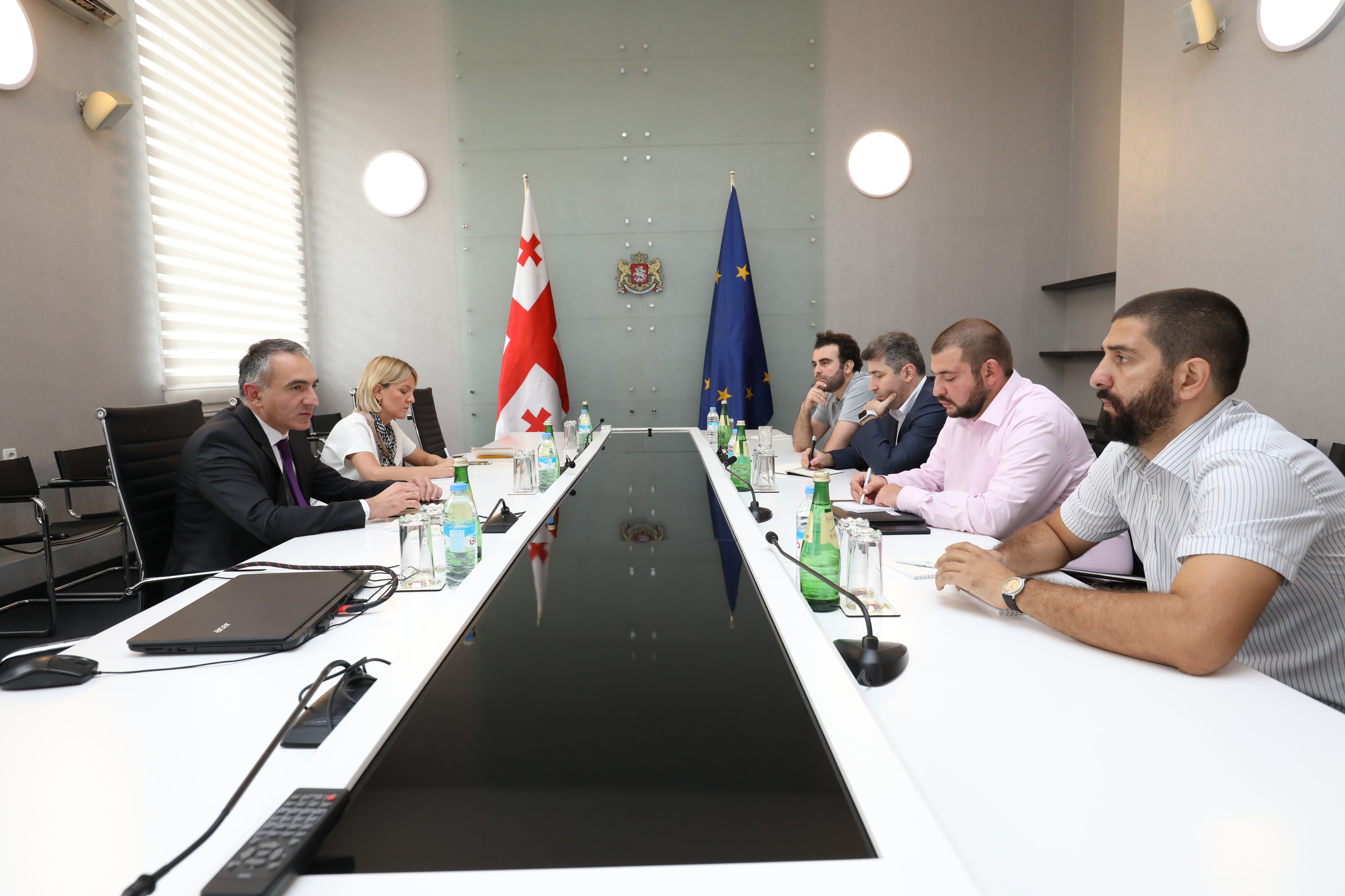 განათლების რეფორმის ჯგუფში ტექნოლოგიური კომპანიების წარმომადგენლები ჩაერთვებიან