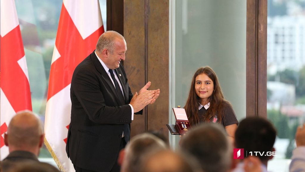 მიღება პრეზიდენტის სასახლეში