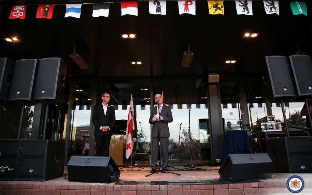 დავით ზალკალიანმა შვეიცარიას ეროვნული დღესასწაული მიულოცა