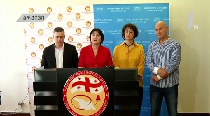 „პატრიოტთა ალიანსი“ ნატო ჩხეიძის შემცვლელის მოძებნას იწყებს