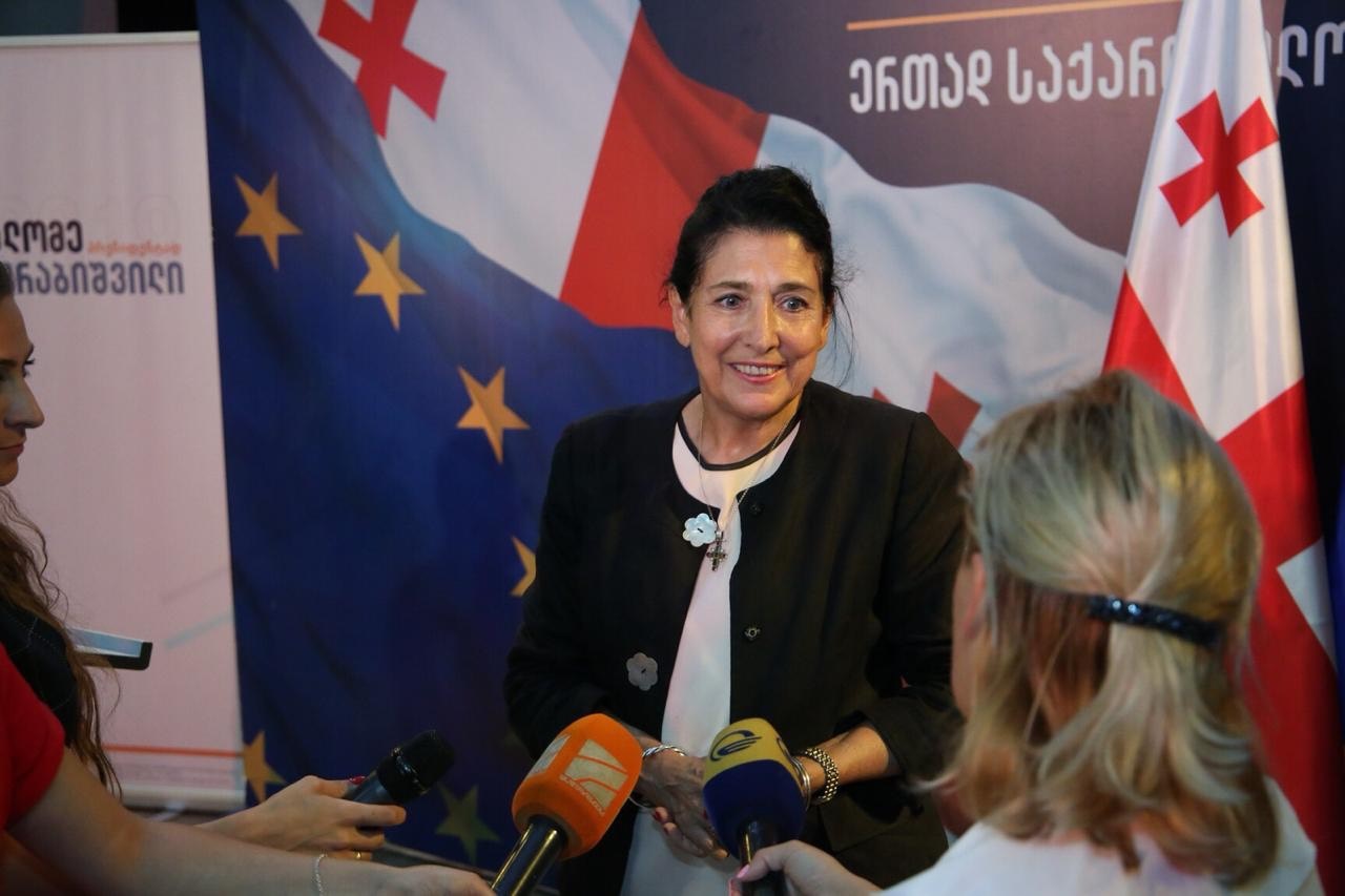სალომე ზურაბიშვილი - ლანძღვა-გინებით საარჩევნო კამპანიის ხელის შეშლას ამომრჩეველი შეაფასებს 28 ოქტომბერს