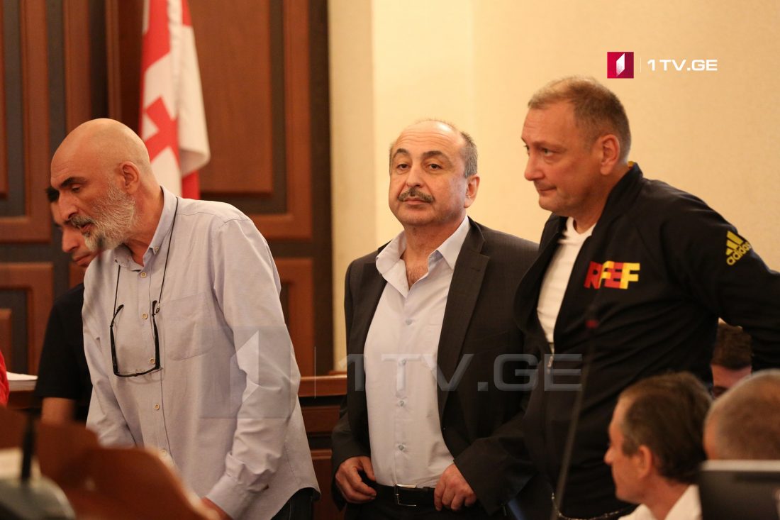 სასამართლოში ე.წ. სააფთიაქო ნარკომანიის საქმის არსებითი განხილვა დაიწყო