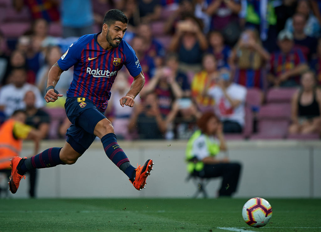 BARCELONA, SPAIN – SEPTEMBER 02:  Luis Suarez of Barcelona in action during the La Liga match between FC Barcelona and SD Huesca at Camp Nou on September 2, 2018 in Barcelona, Spain.  (Photo by Quality Sport Images/Getty Images)