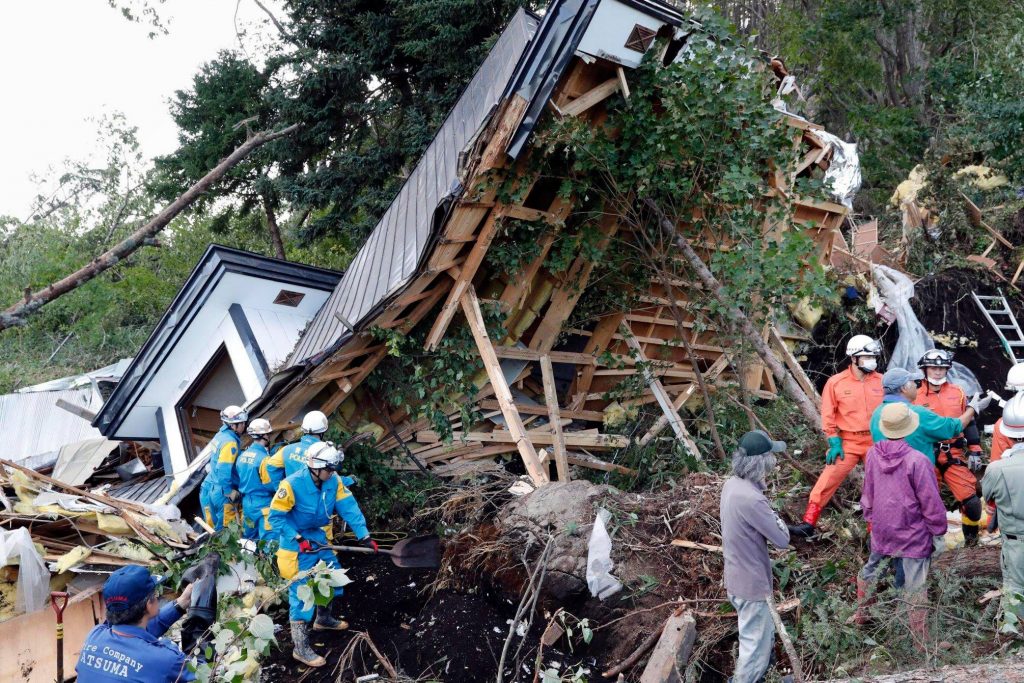 იაპონიაში მიწისძვრის შედეგად დაღუპულთა რიცხვი 16-მდე გაიზარდა