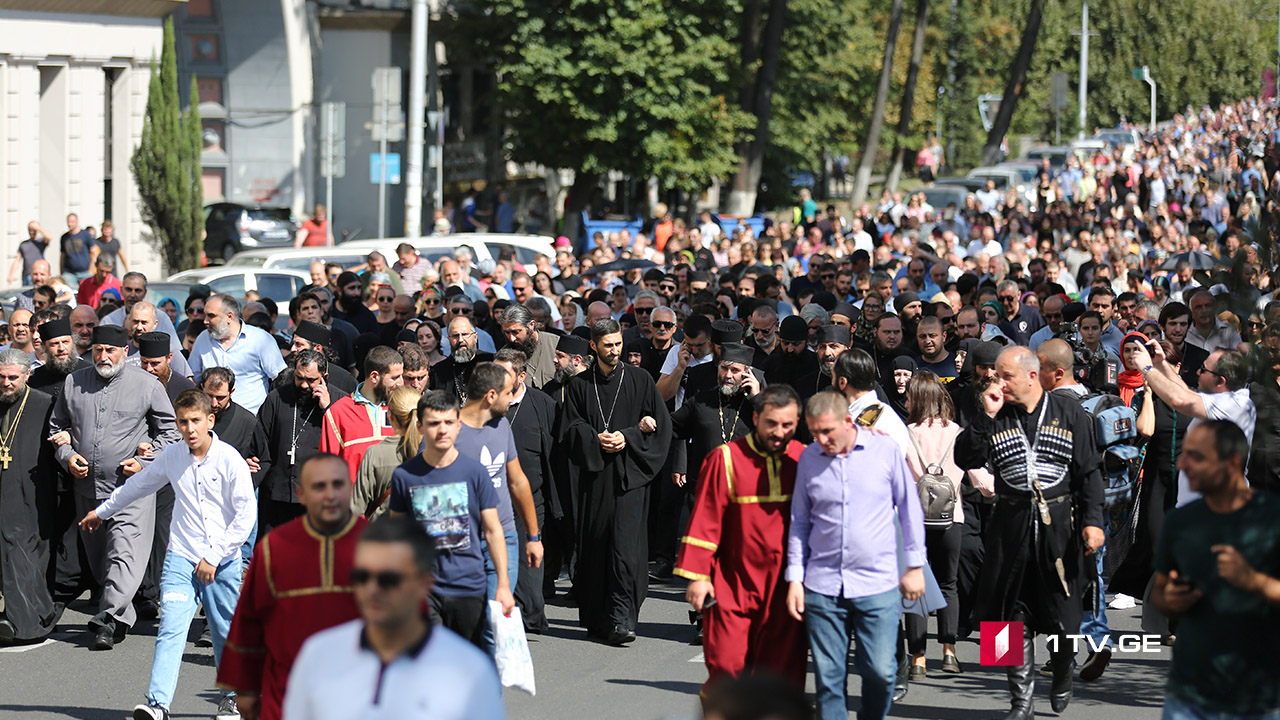 ინიცირებული კანონპროექტი და შეჩერებული განხილვა
