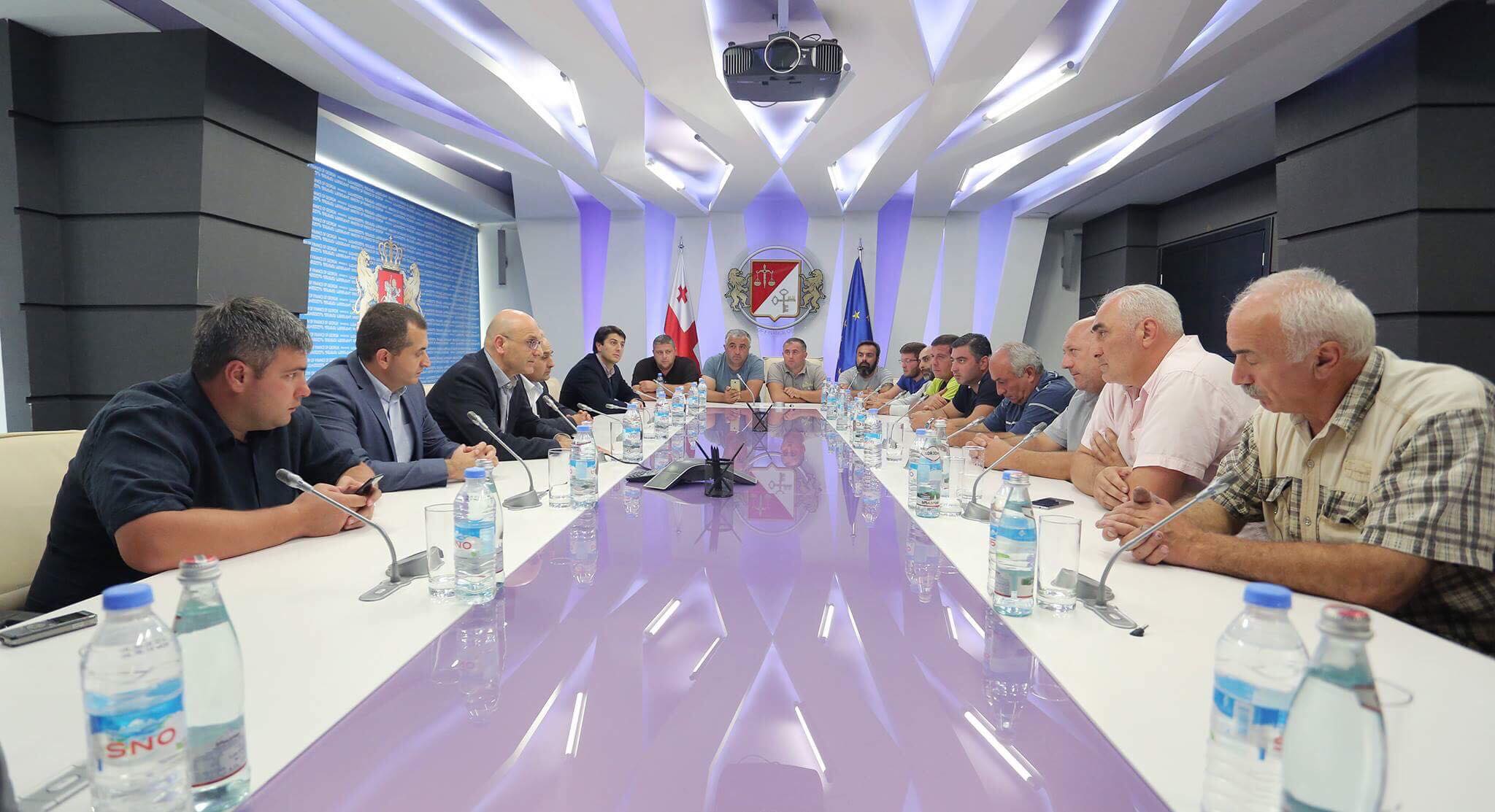 ავტოსატრანსპორტო საშუალებით ხორბლის გადაზიდვა წლის ბოლომდე ნებადართული იქნება