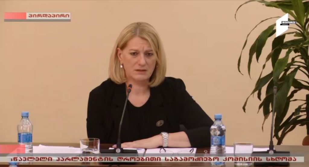 51-ე საჯარო სკოლის დირექტორის მოადგილემ თანამდებობა დატოვა