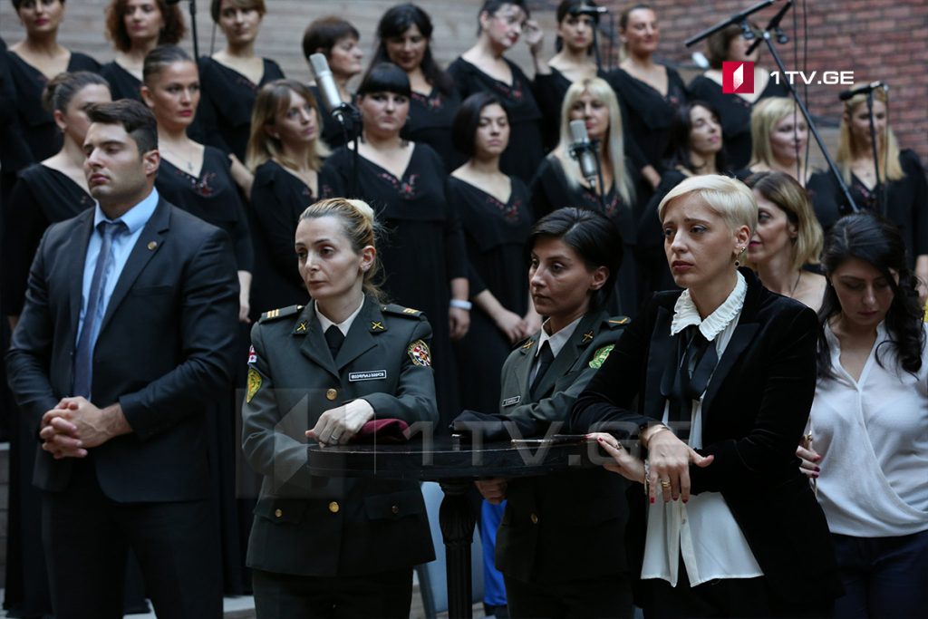 ქეთევან ციხელაშვილი – ქეთი ქარდავამ ტერორისტული თავდასხმისას, კრიტიკულ მომენტშიც მოახერხა, შემზარავი კადრები ეჩვენებინა, რათა მეტი ადამიანი დაფიქრდეს მშვიდობაზე