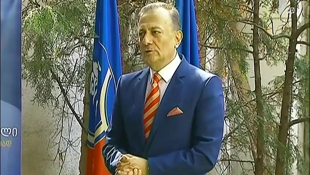 შალვა ნათელაშვილის შეხვედრა პენსიონერებთან