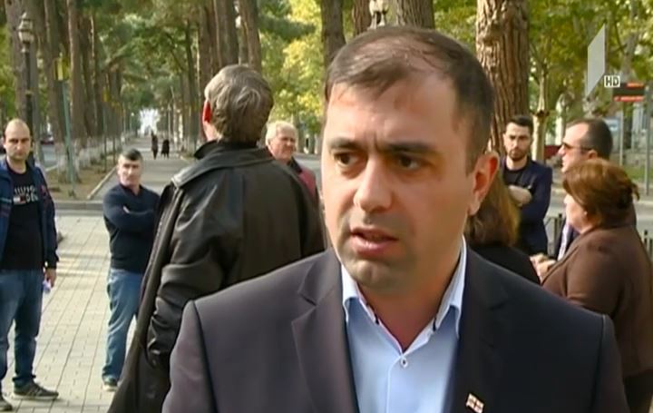კახა კუკავა რუსთავის მცხოვრებლებს შეხვდა