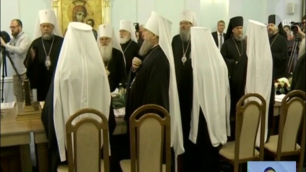 მოსკოვი მსოფლიო საპატრიარქოს წინააღმდეგ  