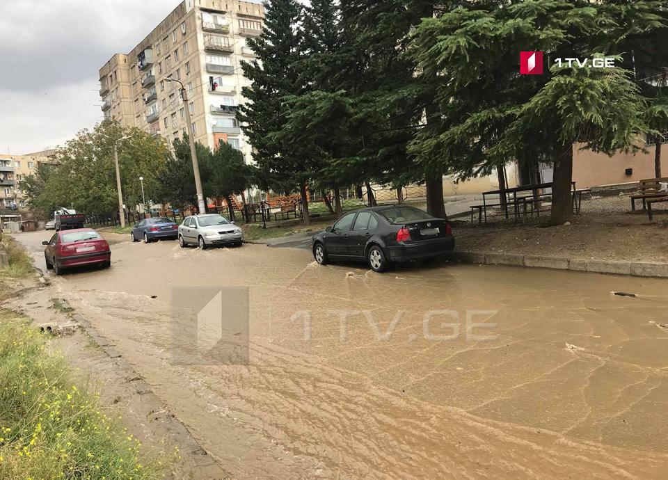 ავჭალაში ლიბანის ქუჩა დაიტბორა [ფოტო, ვიდეო]