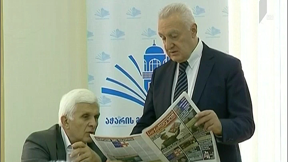 თემურ შაშიაშვილი აჭარაში წინასაარჩევნო შეხვედრებს მართავს