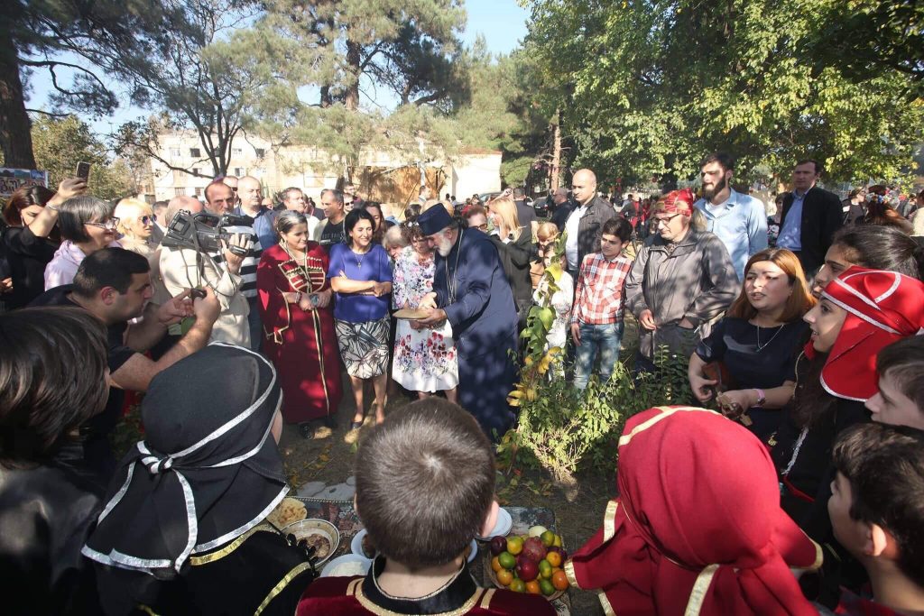 სალომე ზურაბიშვილი „საქართველოს საპატრიარქოს წმიდა კეთილმსახური მეფე თამარის სახელობის სკოლა-პანსიონს“ ესტუმრა