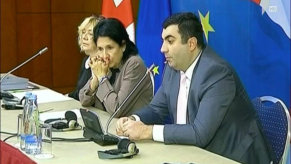 სალომე ზურაბიშვილი უმცირესობების წარმომადგენლებს ხვდება