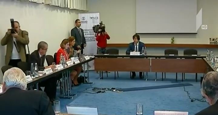 NDI-ის წარმომადგენელები ირაკლი კობახიძეს ხვდებიან