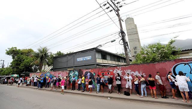 ბრაზილიაში საპრეზიდენტო არჩევნების მეორე ტური მიმდინარეობს