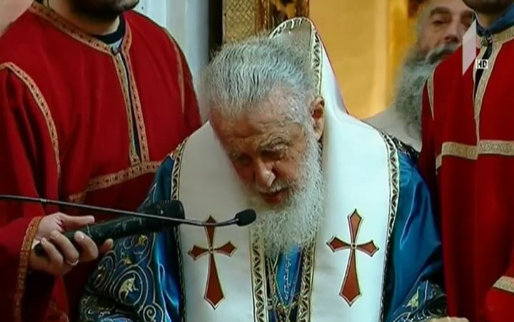 საკვირაო წირვა სამების საკათედრო ტაძარში