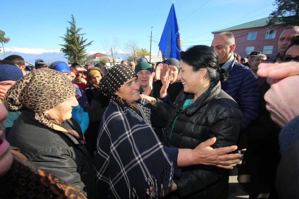 სალომე ზურაბიშვილი სოფელ ყარაჯალას მოსახლეობას შეხვდა