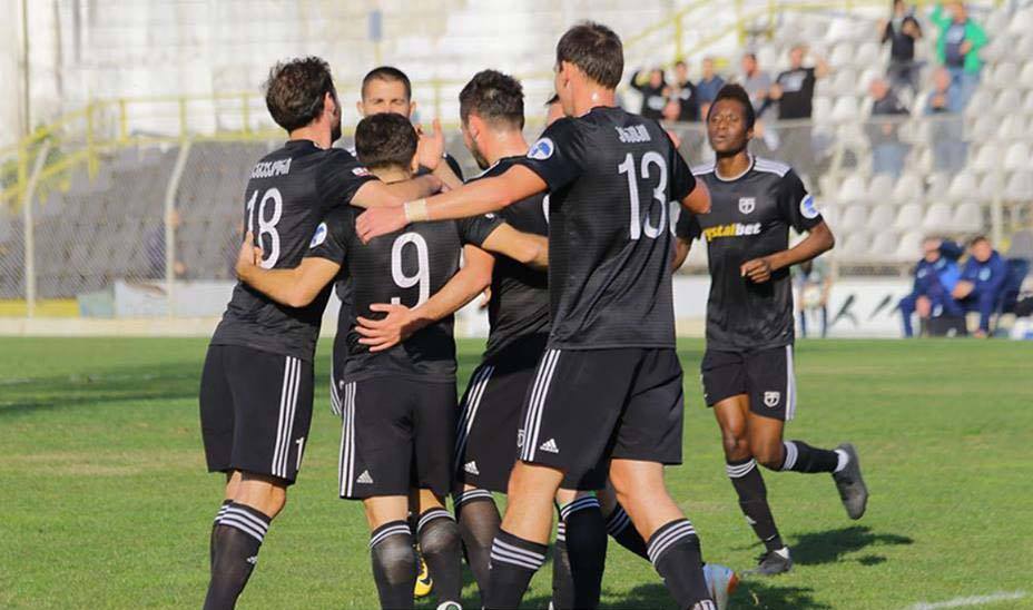 კაპანაძემ ჩიხურას ეფექტურად გაუტანა - ტორპედო სამეულს ინაღდებს