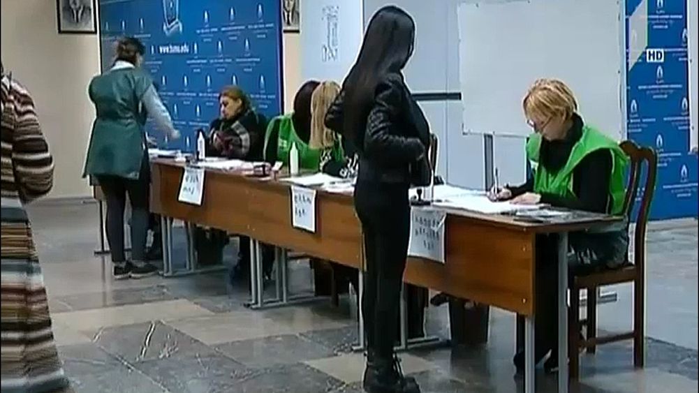 როგორ მიმდინარეობს არჩევნების მე-2 ტური საბურთალოს ოლქში