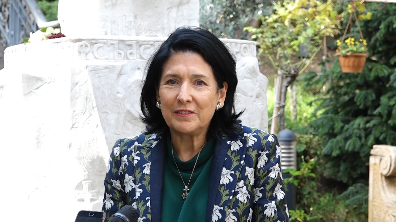 Salome Zurabishvili - Stop running. Can’t you get used to the fact that I am a president?