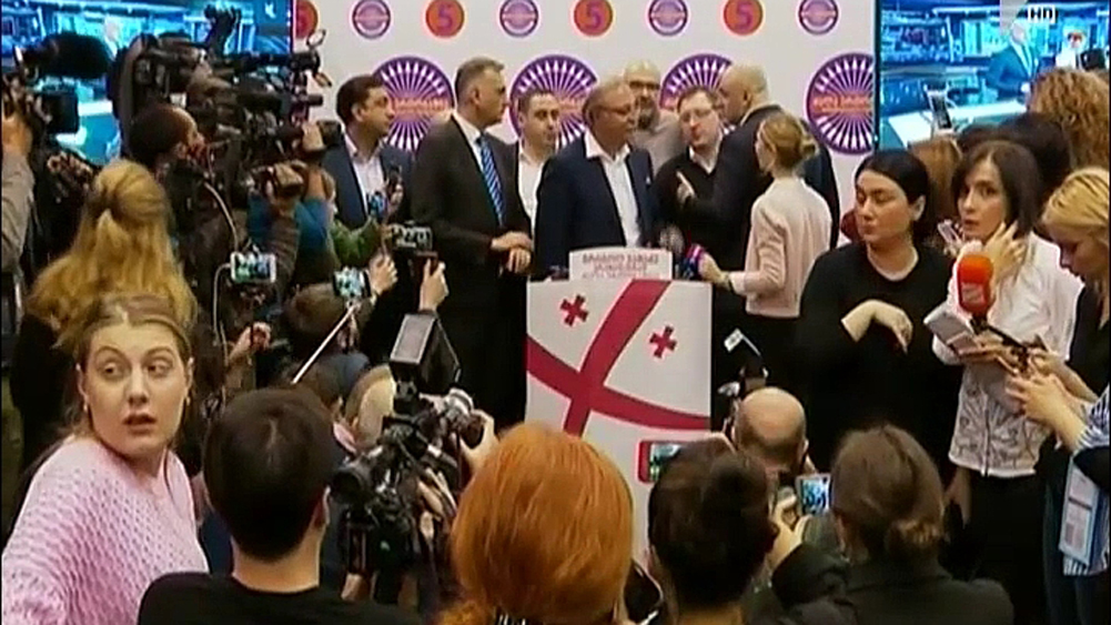 ოპოზიციის მიერ ამომრჩევლის კრიტიკა