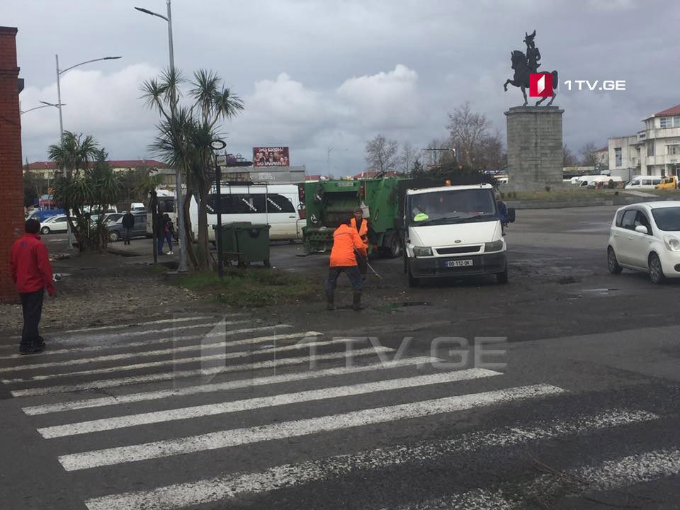 ფოთში სტიქიის სალიკვიდაციო სამუშაოები მიმდინარეობს