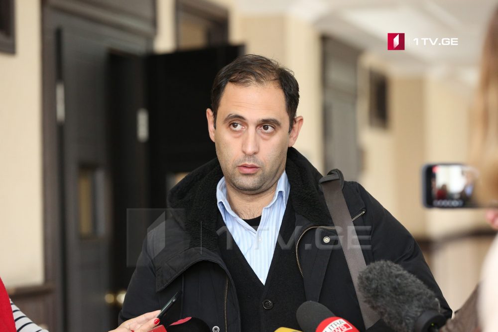 დაცვის მხარე მოითხოვს, სპეცოპერაციისას დაკავებულები აღკვეთის ღონისძიების გარეშე დატოვონ, ალტერნატივად კი 5000-ლარიან გირაოს განიხილავენ