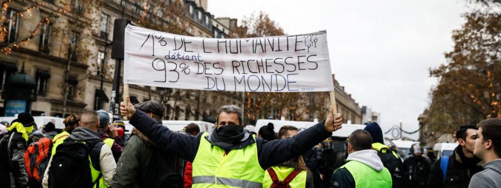 Le Figaro -  „ყვითელი ჟილეტების“ წარმომადგენლები მორატორიუმის შესახებ საფრანგეთის მთავრობის ინციატივას არასაკმარისად მიიჩნევენ