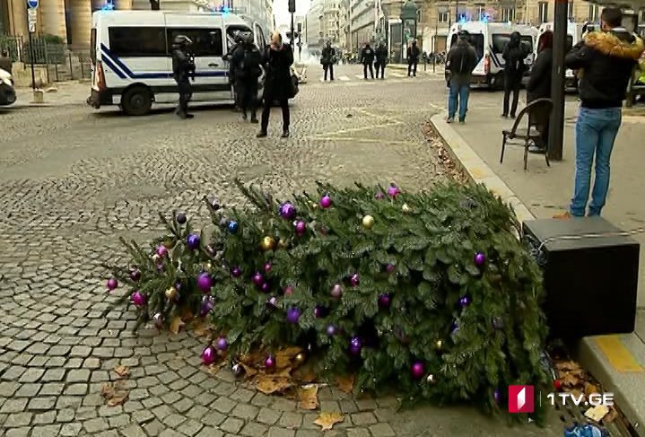 Пaриж апротесттә aкциa – рaҧхьaтәи aексклиузивтә видеомaтериaлқәa