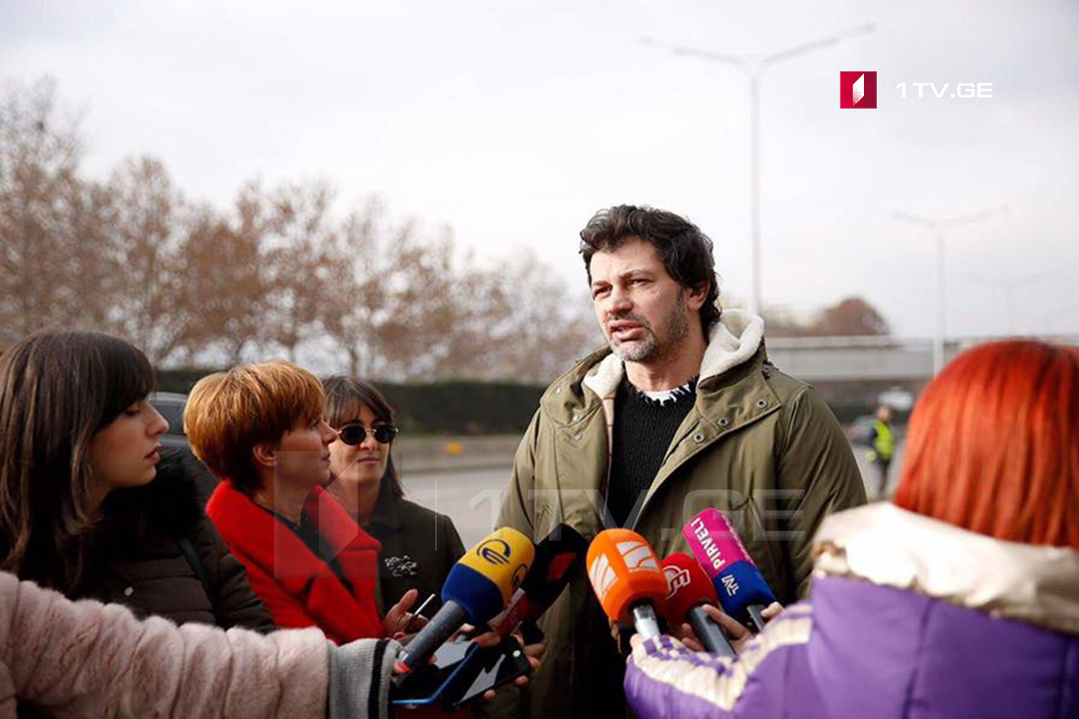კახეთის გზატკეცილზე მარცხენა სათადარიგო ზოლის დასრულებულ სამუშაოებს კახა კალაძე გაეცნო