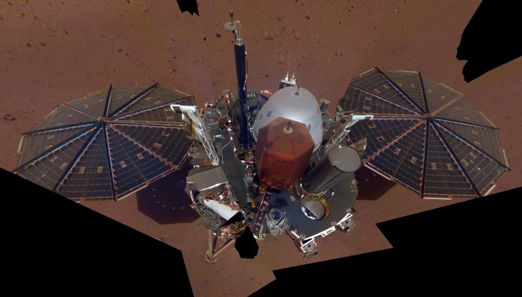 ხომალდმა InSight-მა მარსზე პირველი სელფი გადაიღო