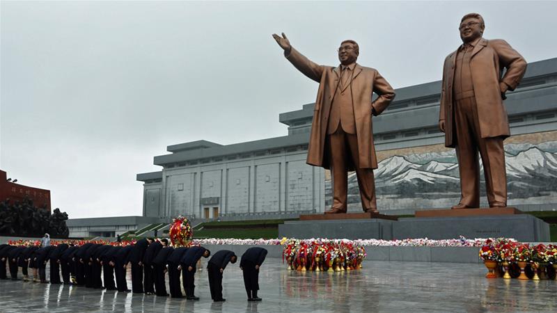 Şimali Koreyada Kim Çen İrin vəfat etməsinin 7 illiyini qeyd edirlər