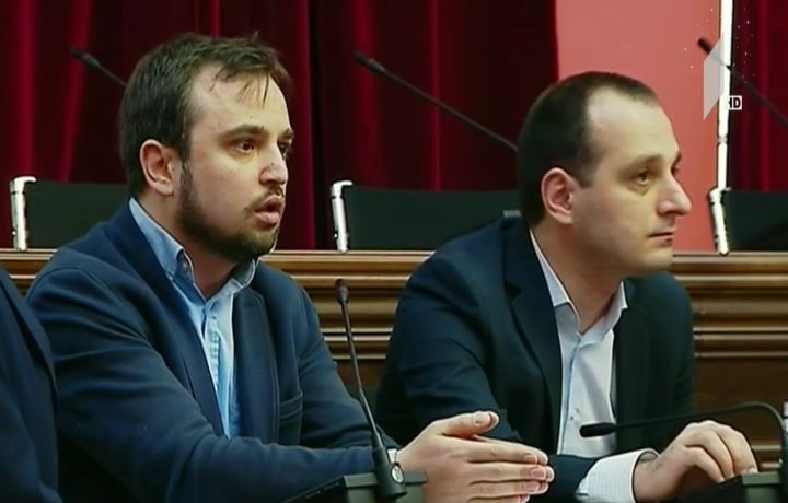 ხმაური იურიდიულ საკითხთა კომიტეტის სხდომაზე