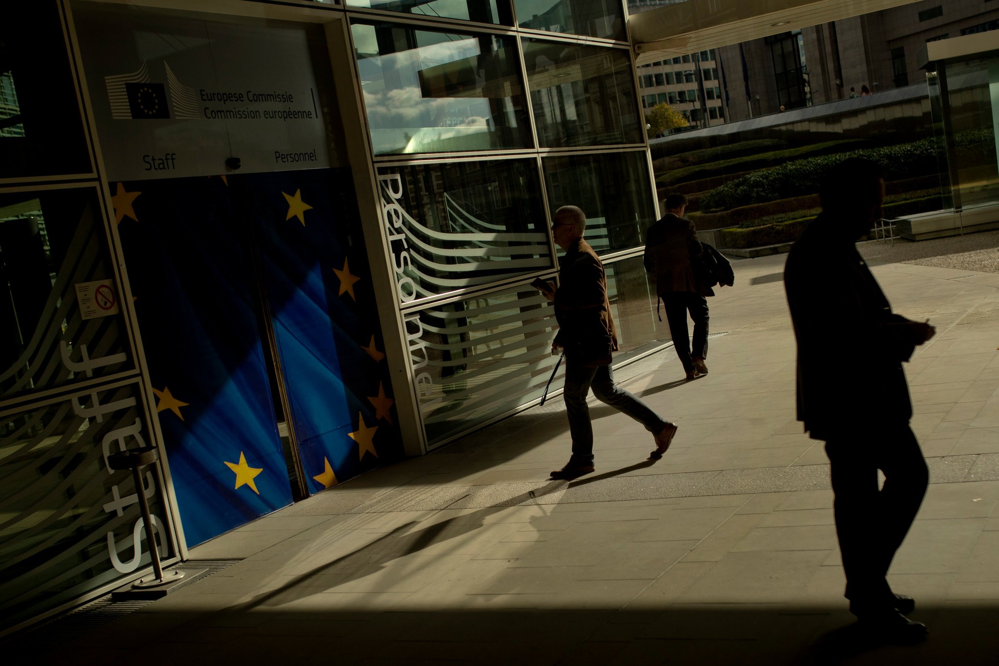 New York Times - ევროპელი დიპლომატების მიმოწერა ჰაკერების ხელში აღმოჩნდა