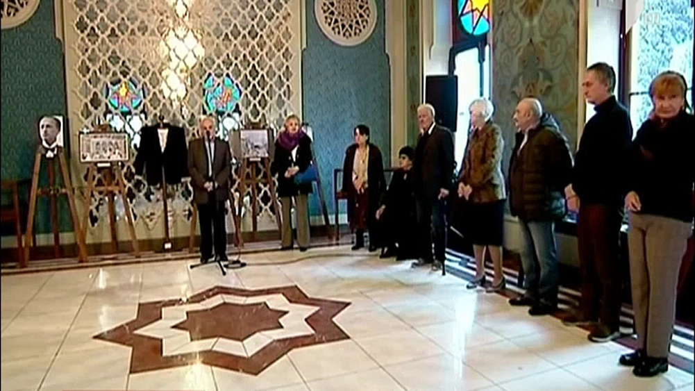 გამოფენა ოპერის თეატრში
