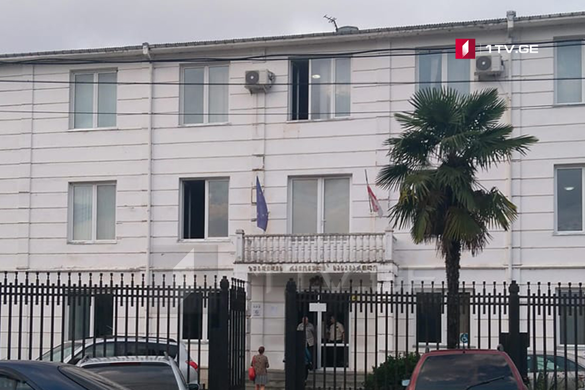 დადიანების სასახლის ეზოში ინციდენტზე გელა კვარაცხელიას სასამართლომ აღკვეთის ღონისძიებად პატიმრობა შეუფარდა