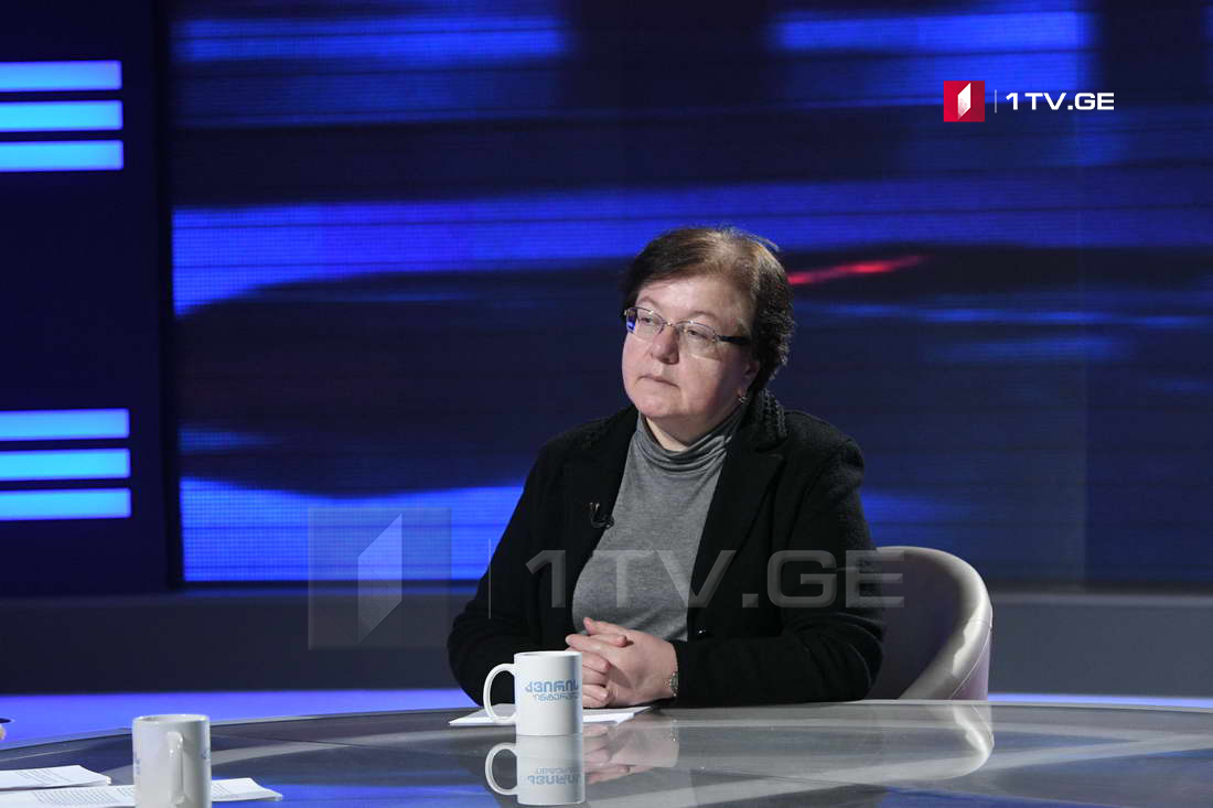 მარინე ჩიტაშვილი - მურუსიძე ეკუთვნის იმ კატეგორიას, რომელიც ხელს ყველაფერზე მოაწერს და წყნარი სინდისით დაიძინებს იმის კვალობაზე, რომ კანონი აღასრულა