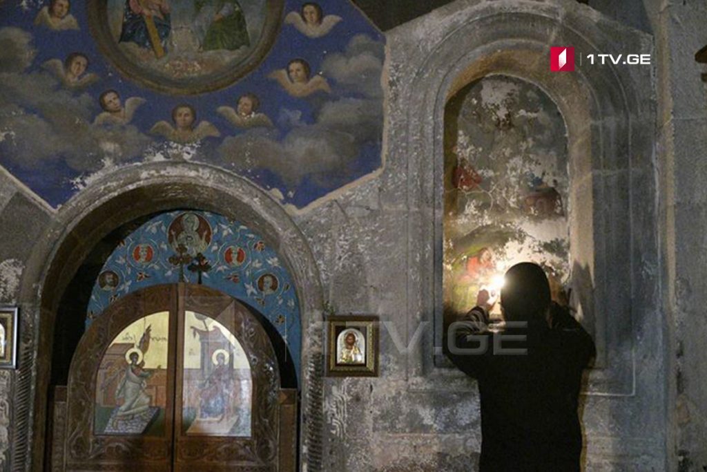 Рождественская ночь в соборе Гергетской Троицы [фото]