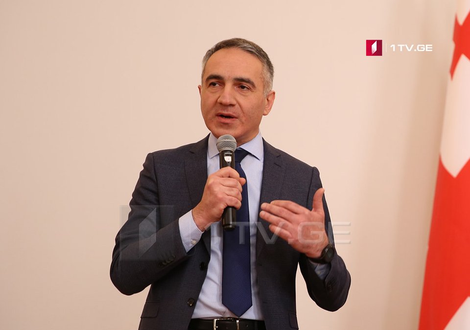Михаил Батиашвили – Минимальная зарплата педагога, активно участвующего в школьном процессе, начнется с 1500 лари